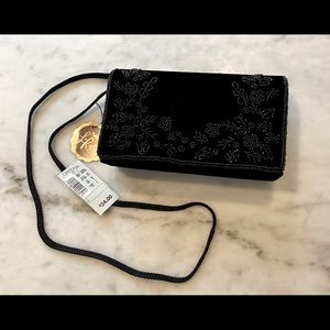 La Regale new black beaded velvet purse